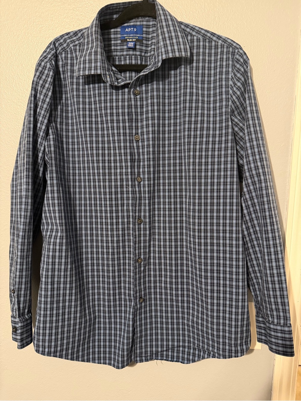 Apt. 9 Men's Navy and Light Blue Plaid Dress Shirt